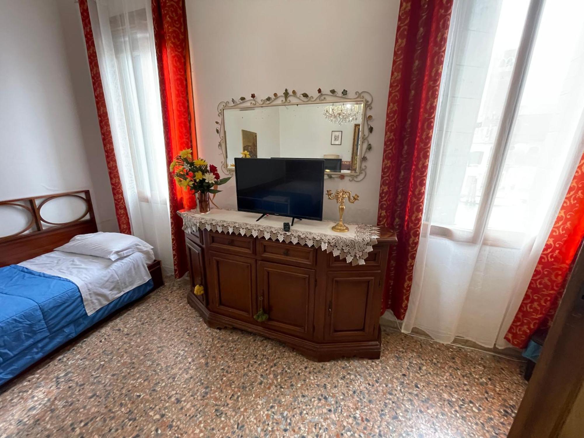 Princess Guest House Canal View Venice Ngoại thất bức ảnh